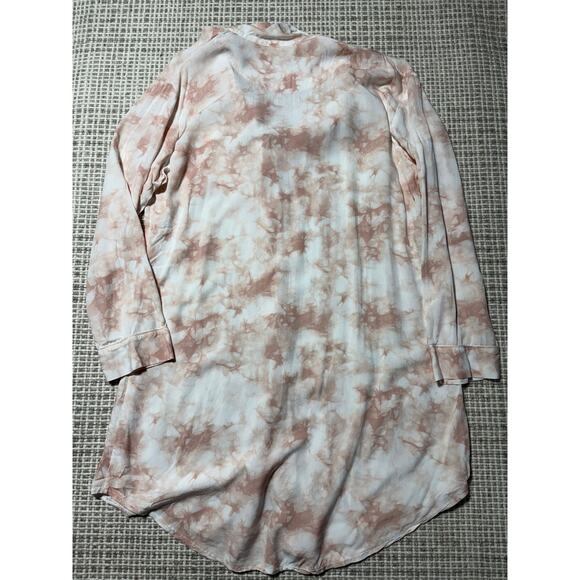 Event Blossom Womens M Pastel Pink & White Tie Dye "M" Initial Button Down Top - Picture 2 of 8